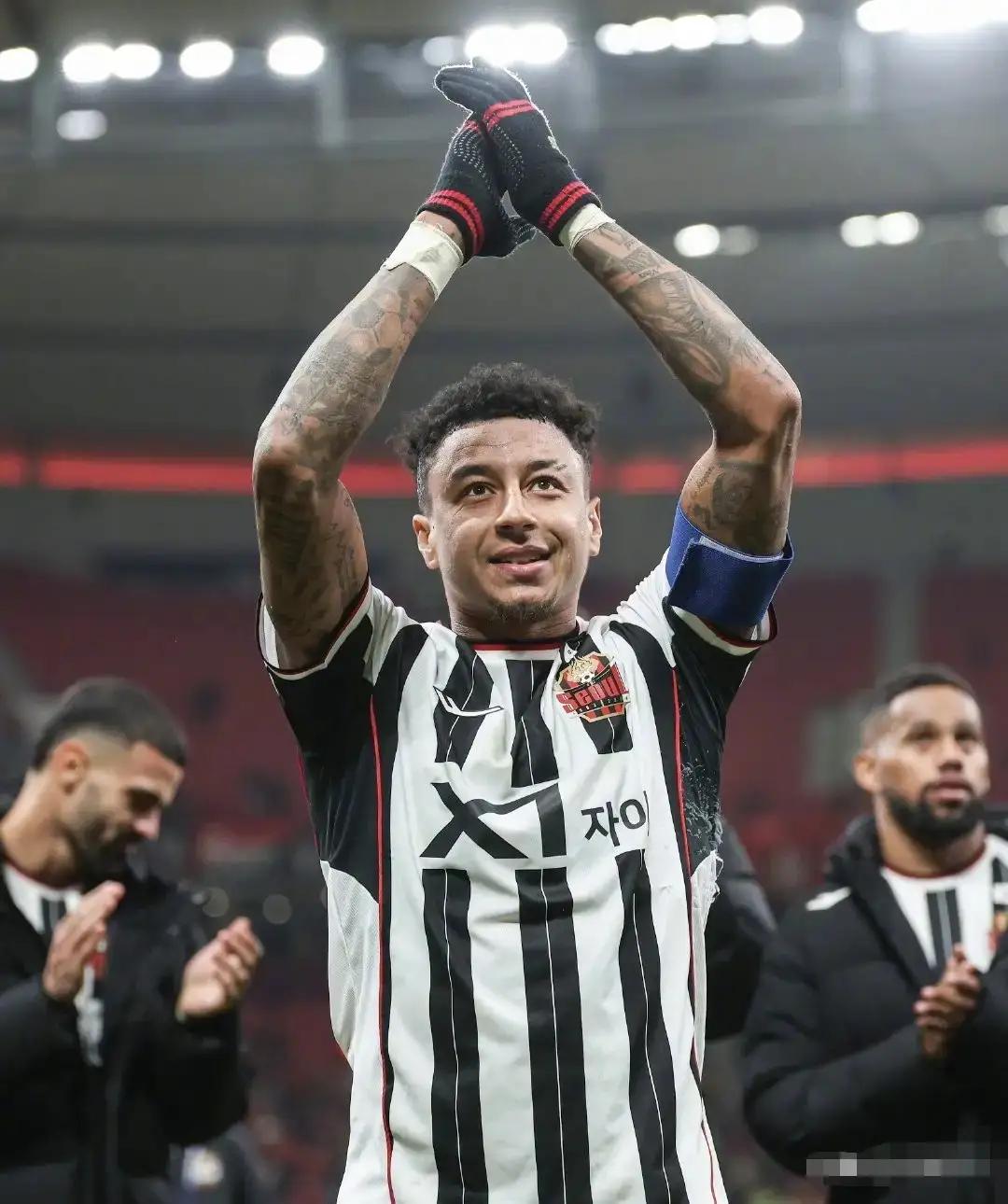 国内的薪资待遇等，条件可能无法满足林加德的要求[墨镜][墨镜][墨镜]