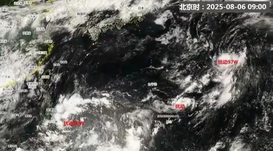 双台风胚胎共舞西北太平洋，今年11号台风“杨柳”已在酝酿中！据中央气象台预报显示