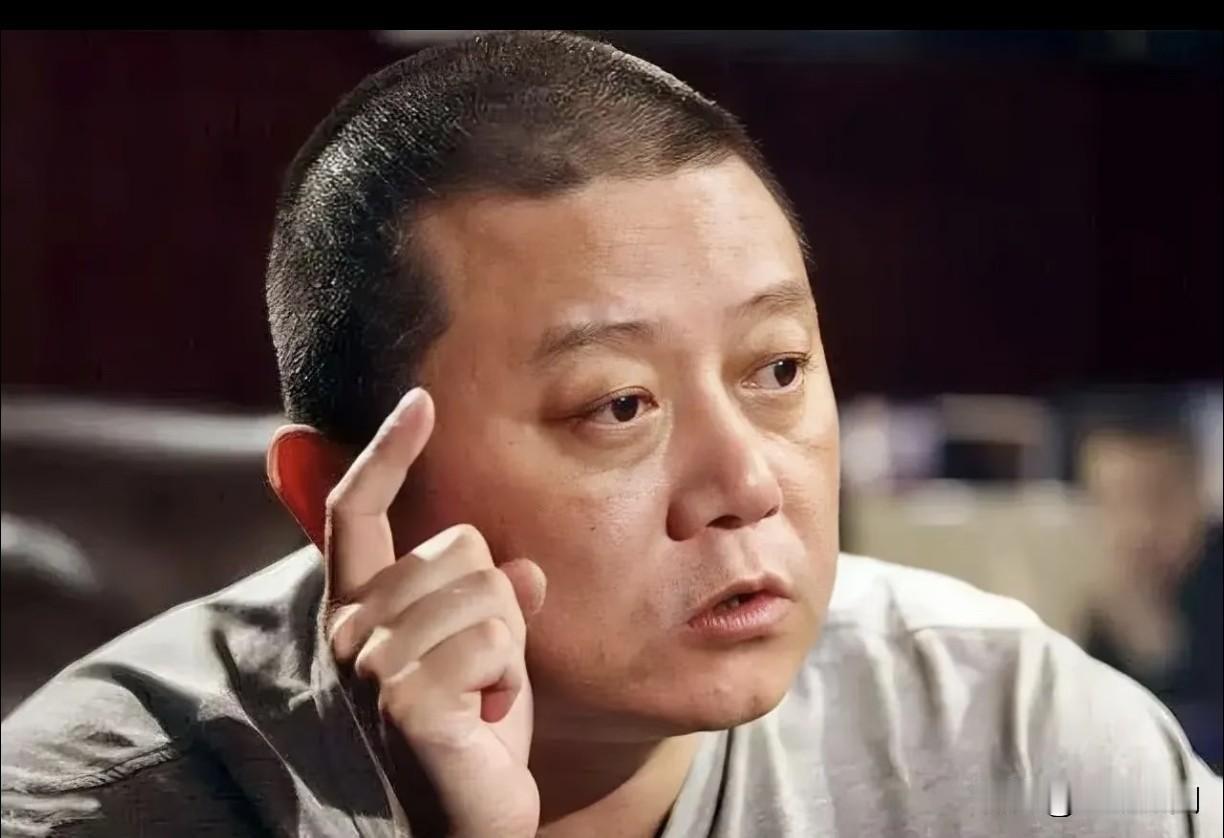 王朔说了一段非常现实的话：“千万别说钱是身外之物，那是死了以后的事。活着没钱，身
