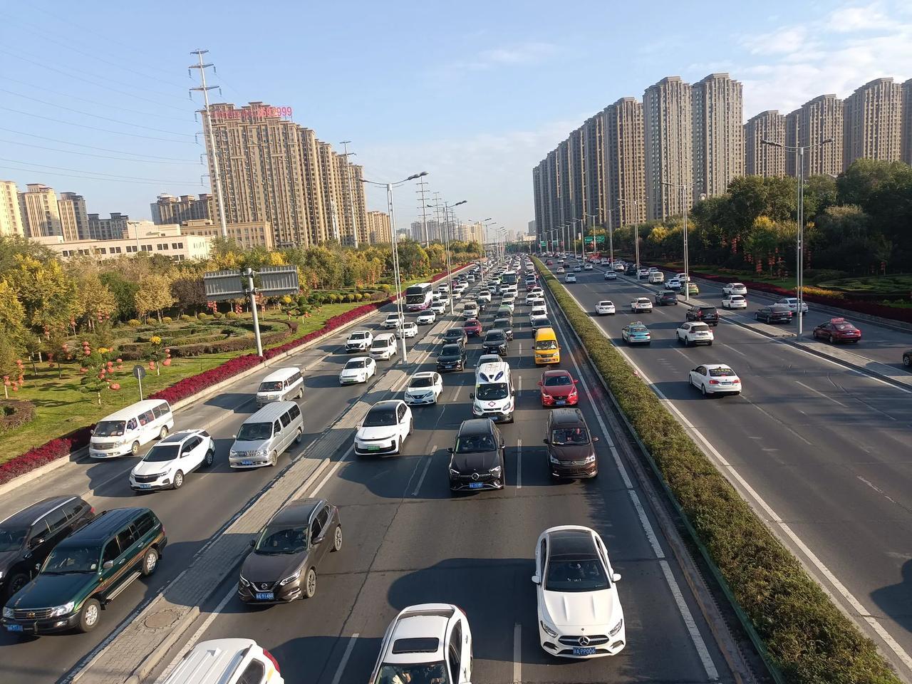 乌鲁木齐财政收入增长出色！乌鲁木齐2025年财政收入完成409.23亿元、增