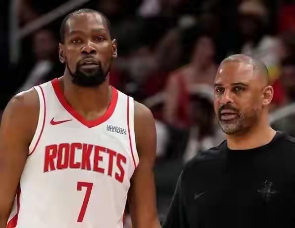 曝乌度卡和杜兰特仍将是火箭未来核心据ESPN记者RamonaShelburne