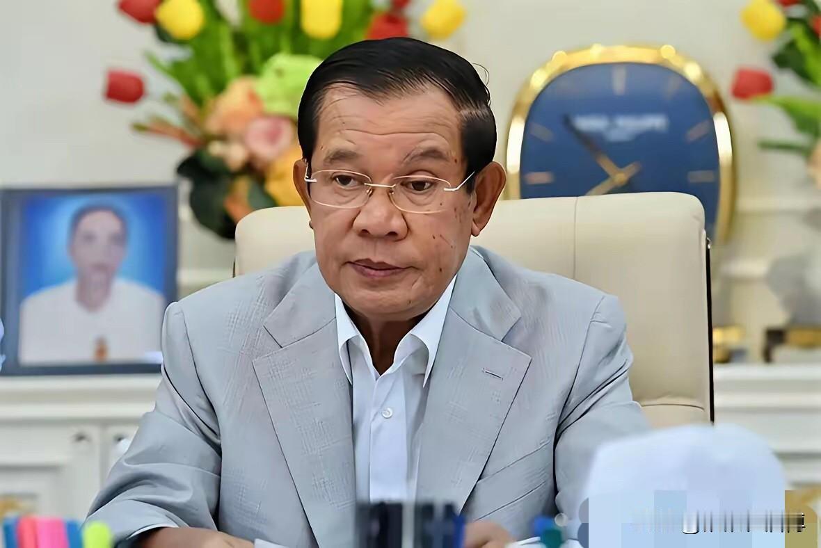 洪森现在估计已经后悔了，早知道阿努廷这么难缠，估计他就不会把佩通坦出卖，让其下台