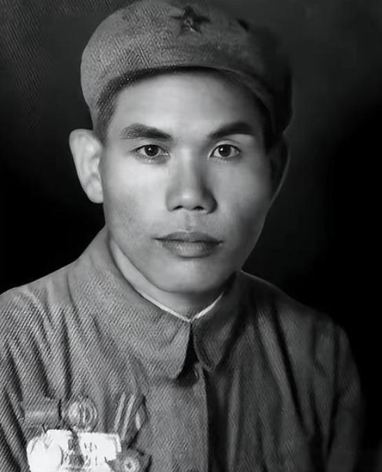 1955授衔大典，四野旅长王化一仅授小小少校，满腹委屈转身离队，七年后呈上绝密报