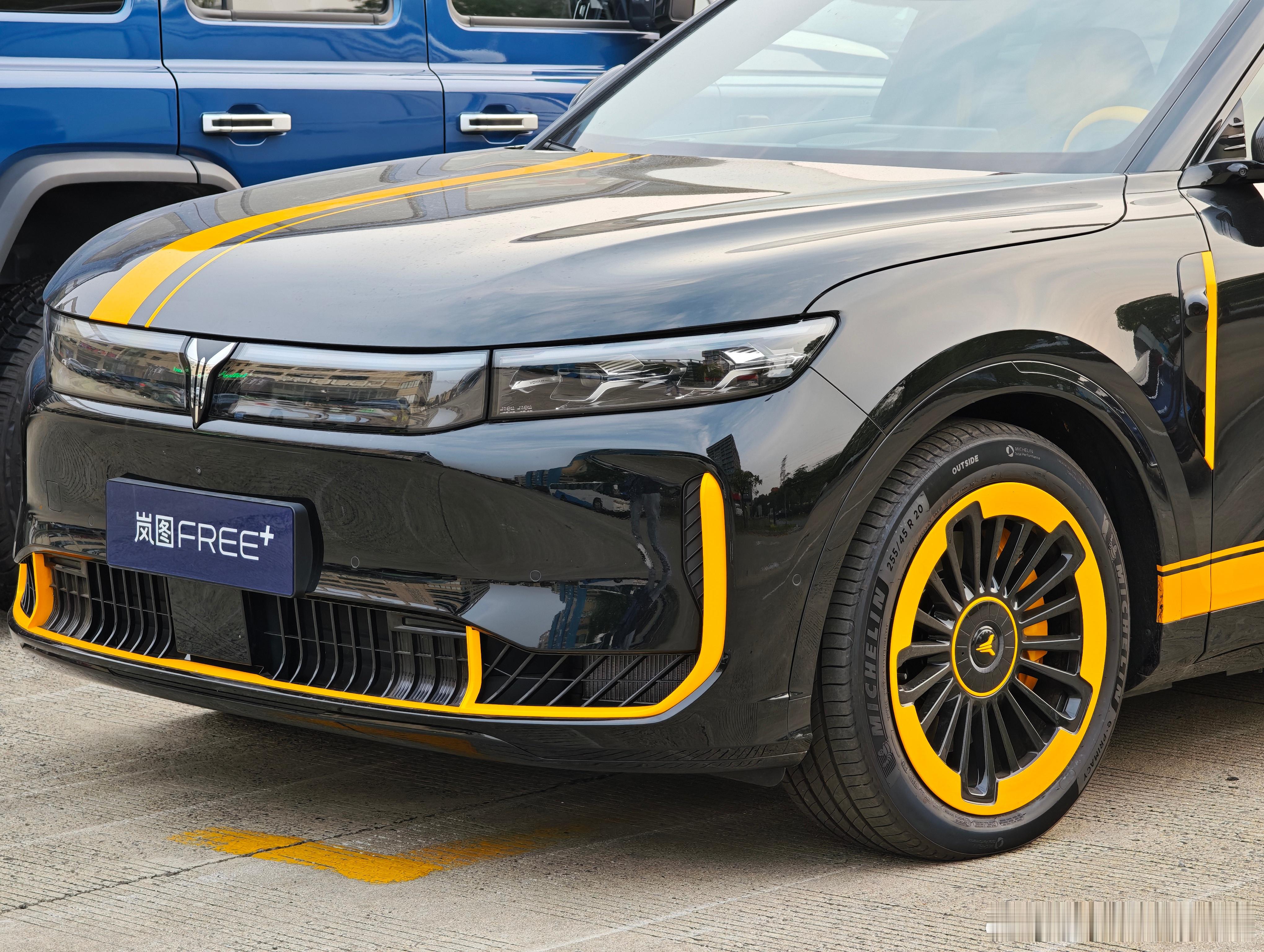 岚图FREE+这个涂装看起来如何​​​