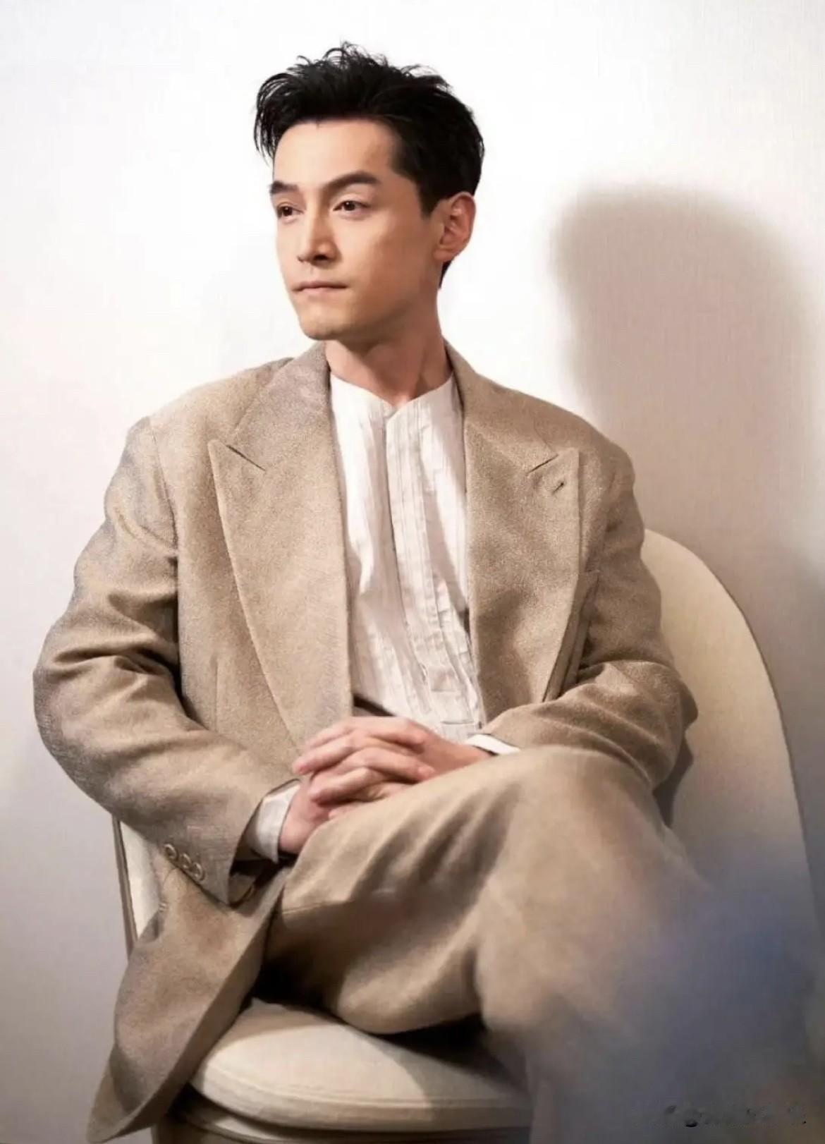 胡歌，王凯，黄景瑜林更新，经超，秦昊曹骏，代旭，魏大勋西装暴徒，再次来袭