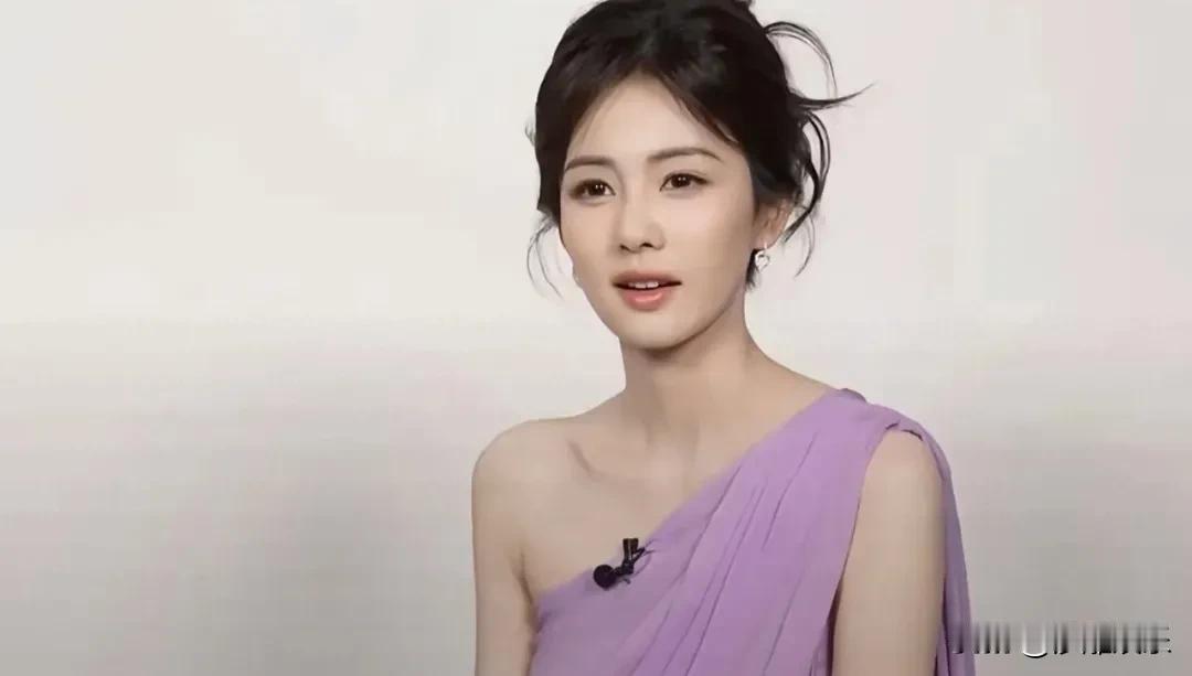 编剧蒙淇淇，终于道歉了！6月16日，闹了快一周的《莫离》编剧换人风波，终于