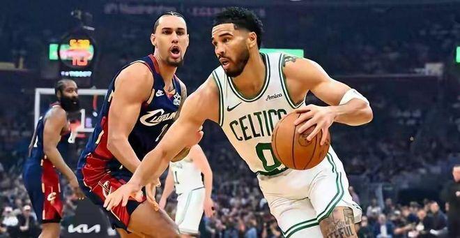 骑士输凯尔特人这场，就看出了中锋阿伦的作用。没有阿伦，哈登的挡拆战术没法打。（骑