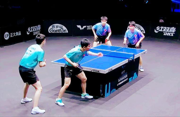 笑死我了！林诗栋狂抽陈垣宇，毫不留手！网友说：陈垣宇和蒯曼组队，石头这是公