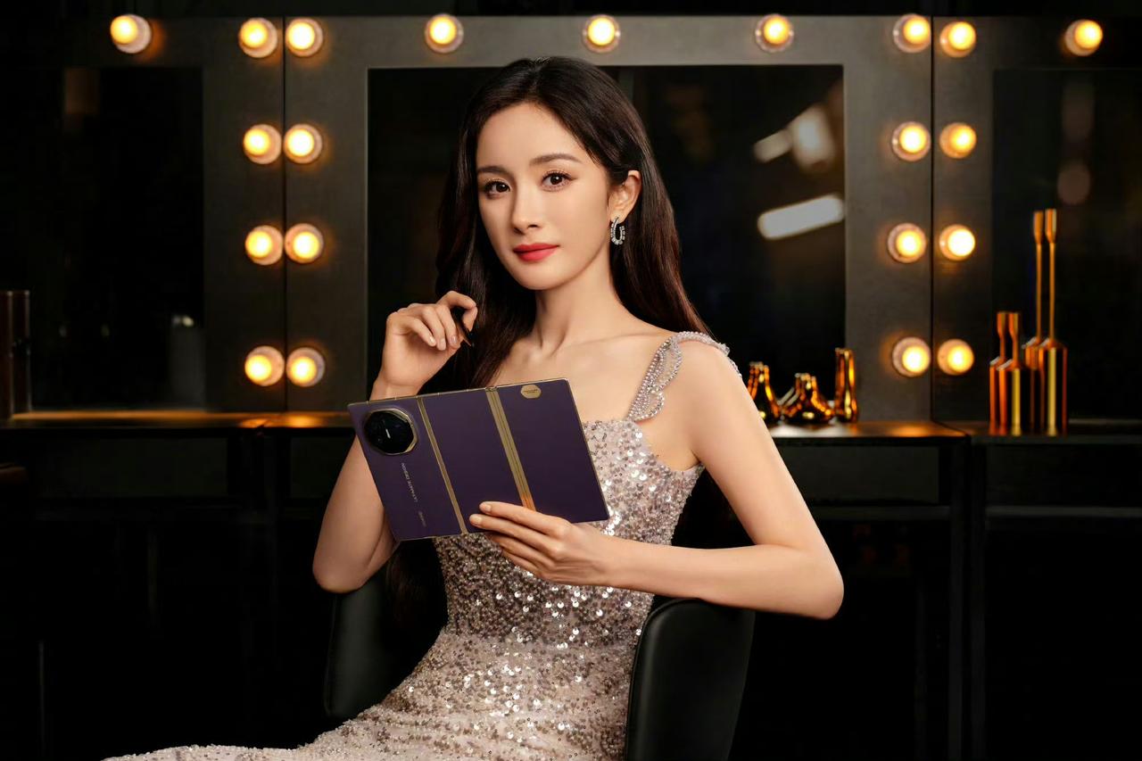 好像最美女大佬[呲牙笑]