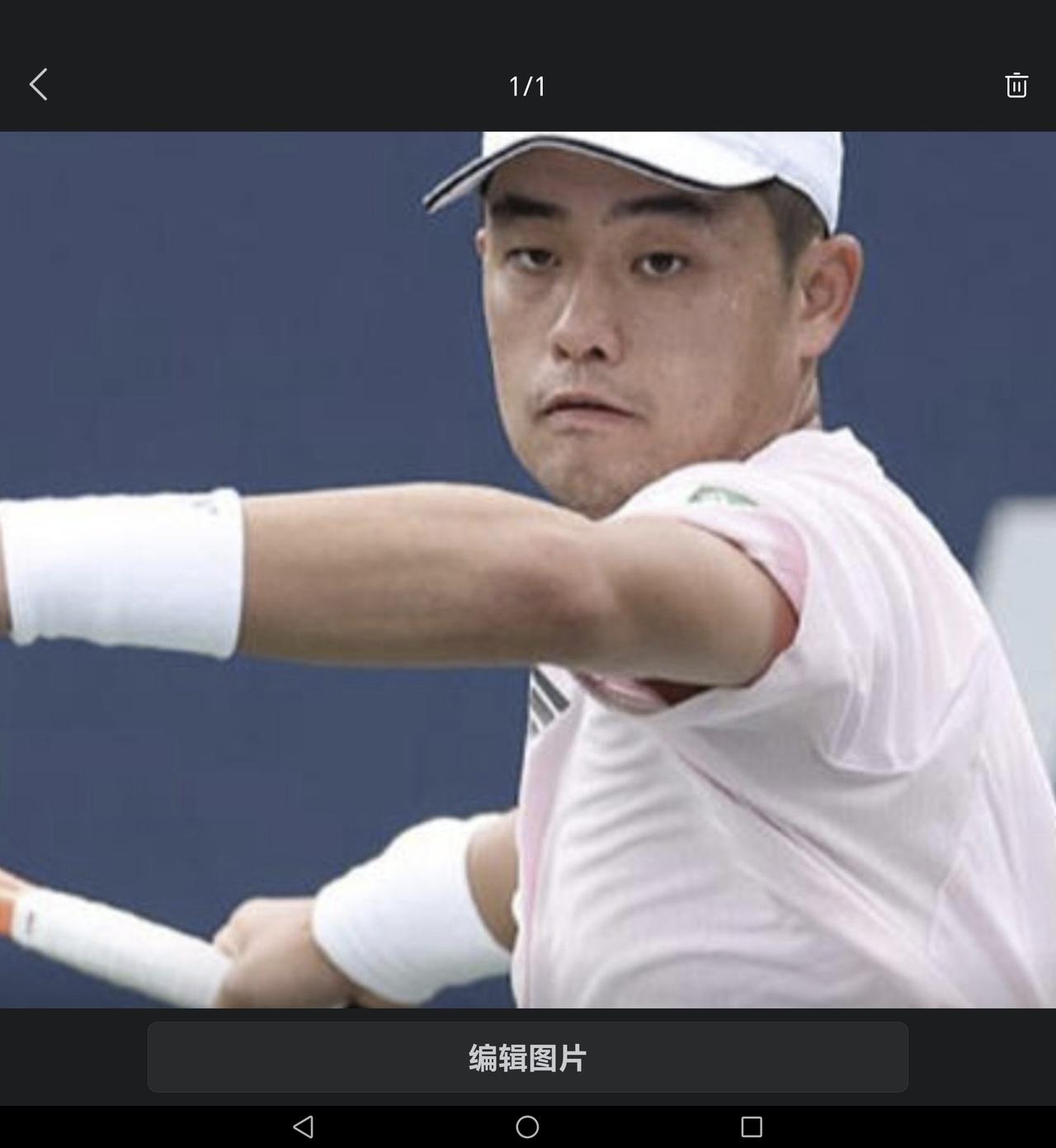 北京时间9月3日上午8时40分，美网男单第二轮一场焦点战落下帷幕。中国选手吴易昺