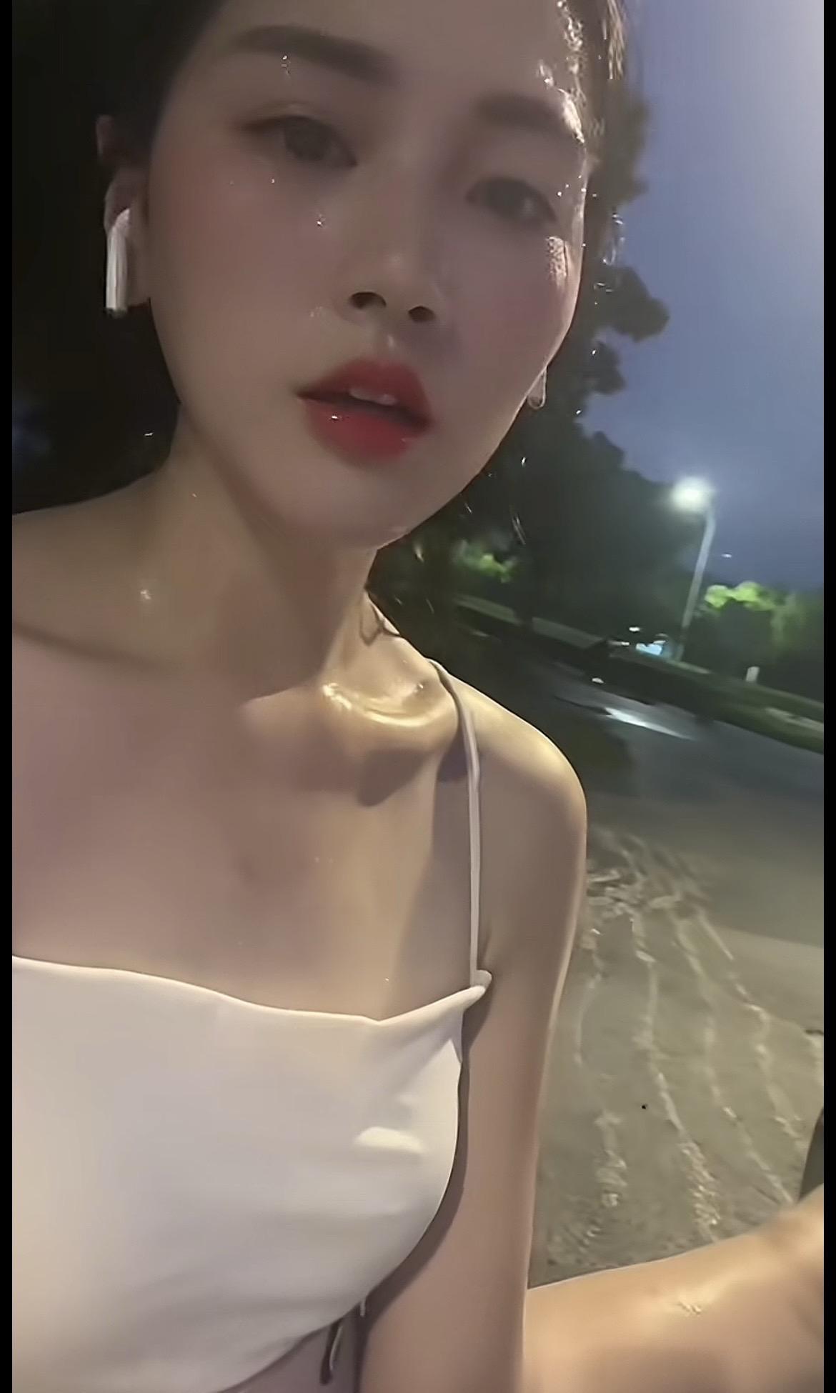 和姐姐一起流汗吧