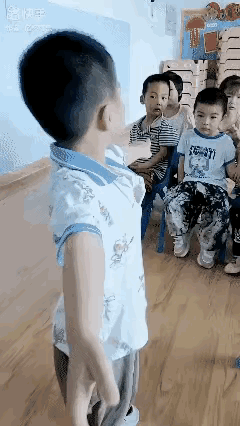 小小幼儿园，都是以后成年人的缩影。