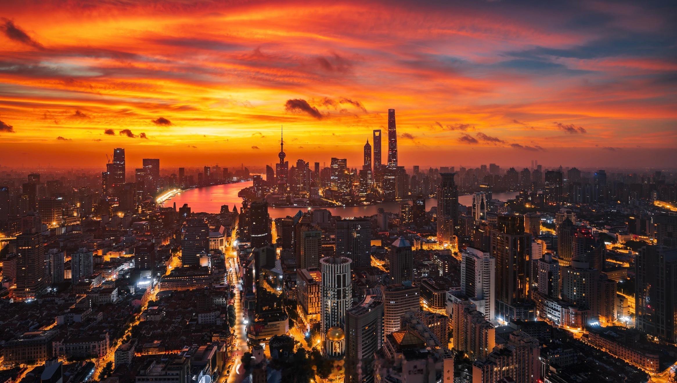 完整的日线图交易系统从下一次交易开始，你可以按照以下方式使用所谓的“银行时间周期