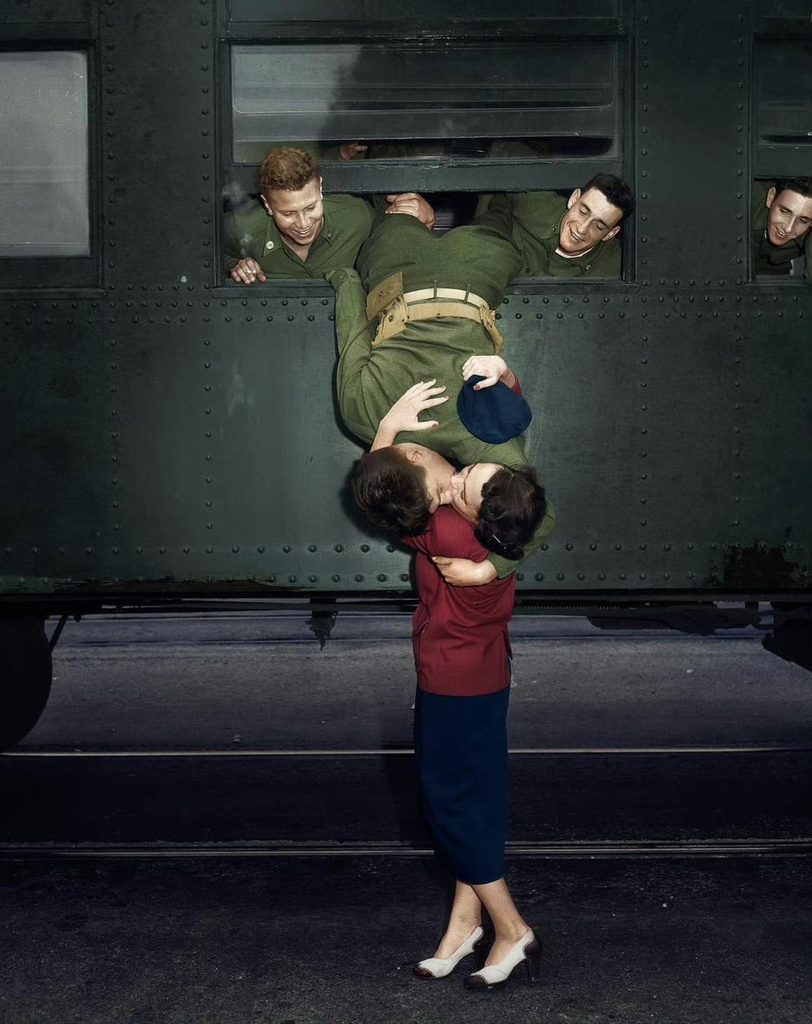 1950年9月6日拍摄于美国洛杉矶的一张照片，美国加利福尼亚国民警卫队的士兵劳伦