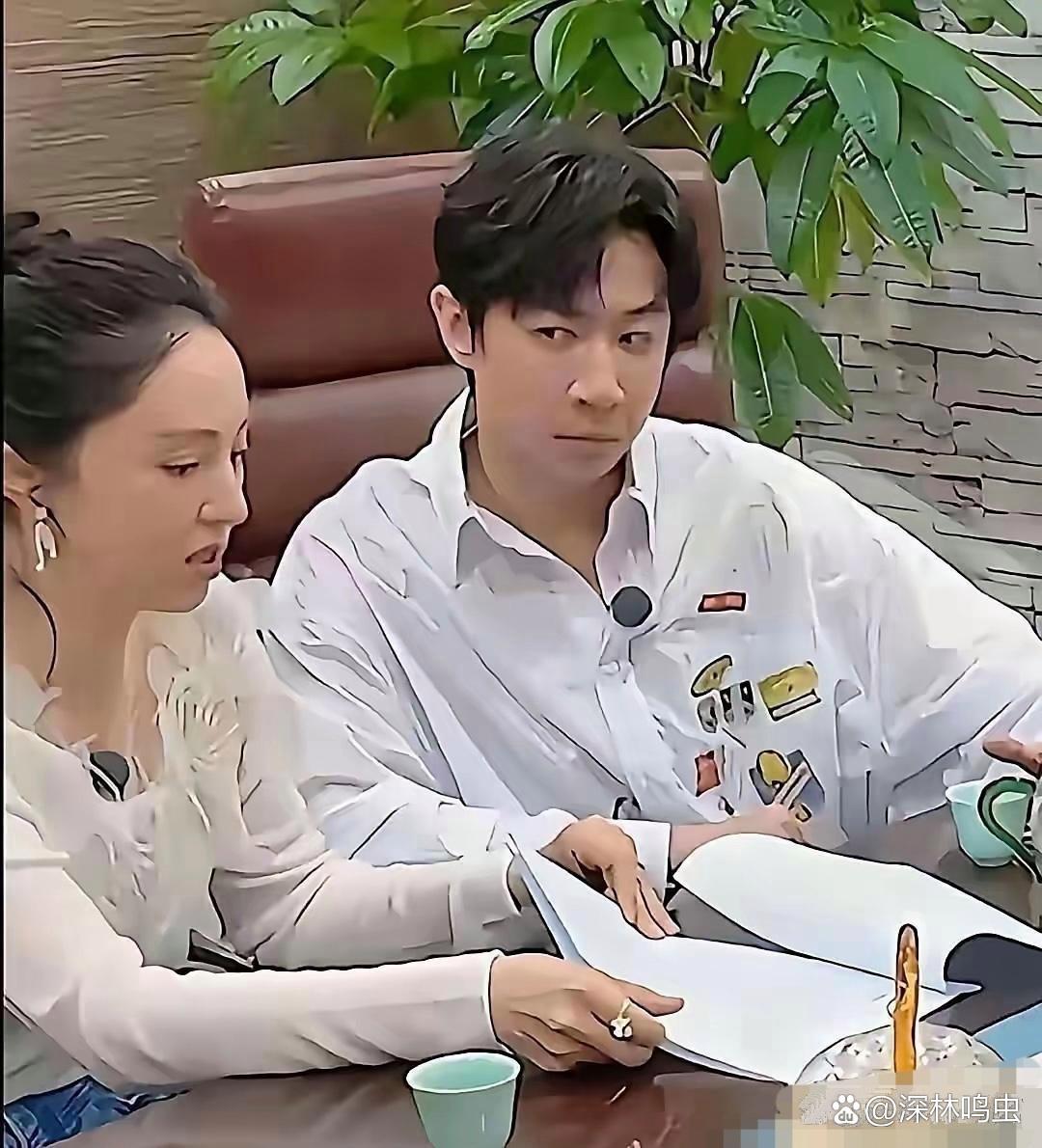 董璇跟张维伊说：“如果为了生娃我就不上班了，那你不仅要养我和酒窝，还得养我爸妈—这些年一直是我在养他