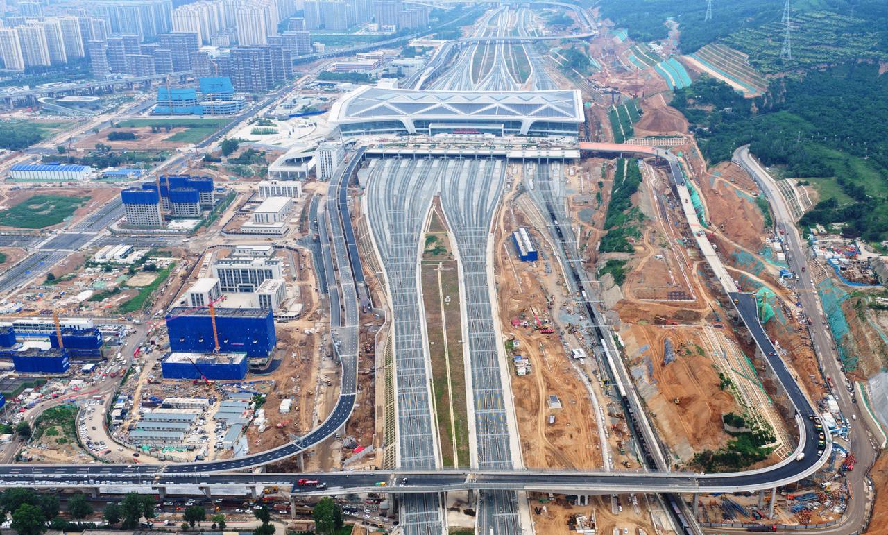全景航拍！六大高架快速路与节点立交，构建西安东站片区与城市二环、三环和绕城高速的