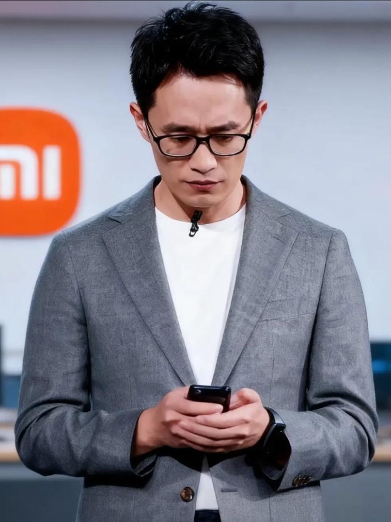 王腾这事，告诉了所有打工人一个扎心的事实：打工人真不容易，离开一家公司，就得耗去