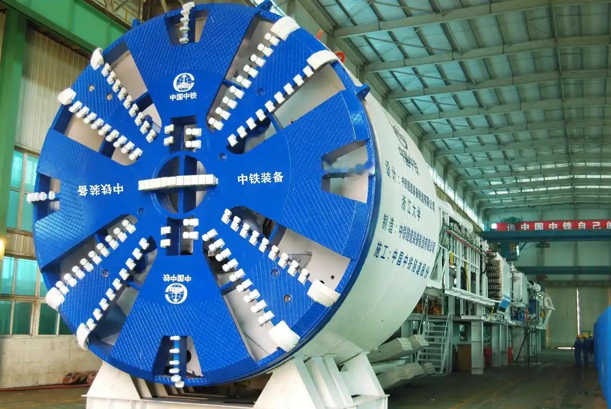 中国商家这次没惯着！广州出的两台盾构机，按合同该付尾款才能发，印度客户想先提货再