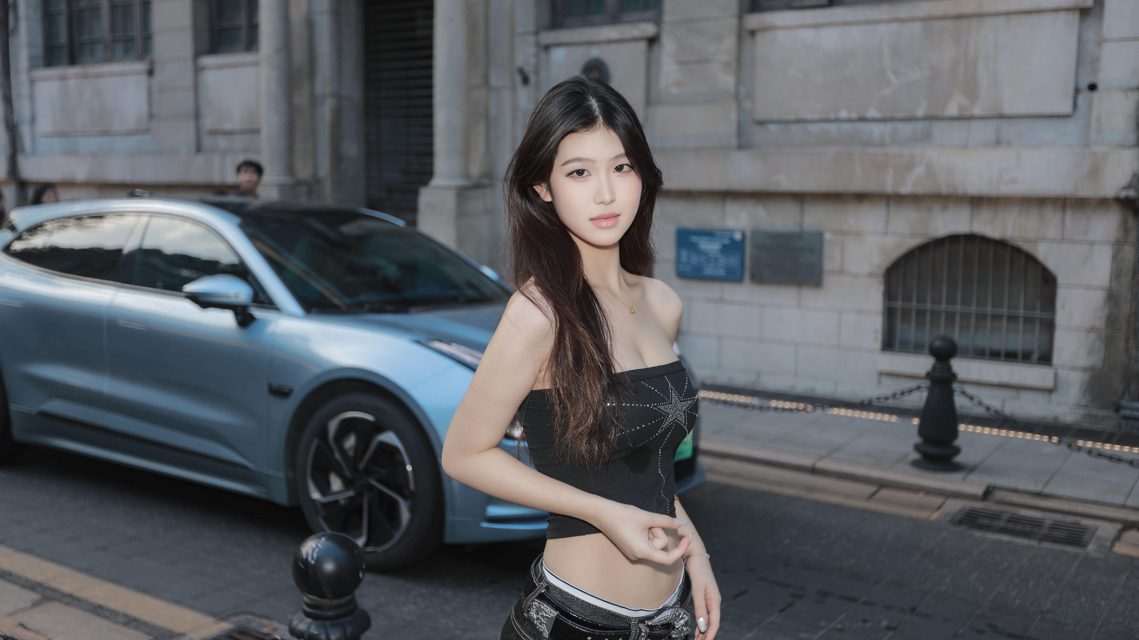 时尚街拍ootd 辣妹街拍 街拍ootd推荐 街拍高级感 街拍模特穿搭