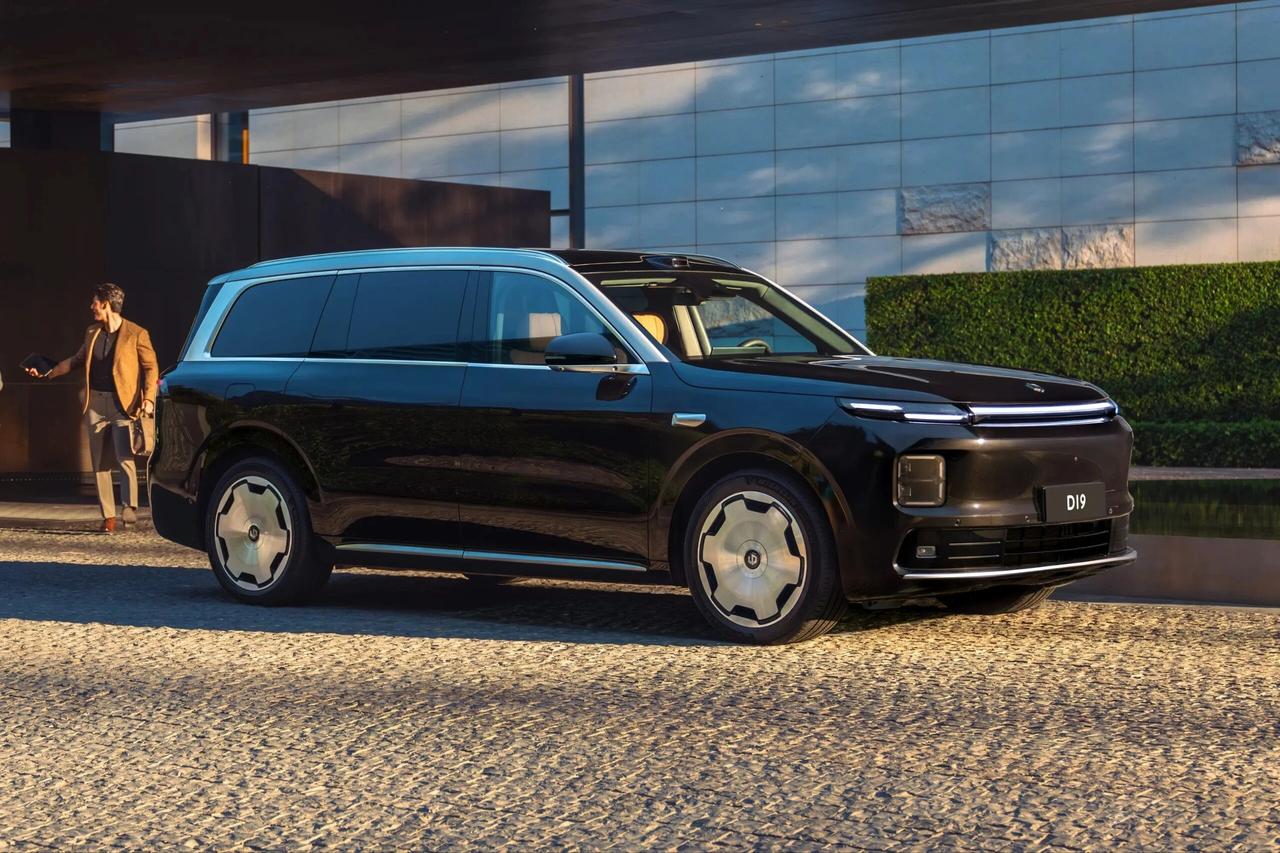 ✨零跑D19｜这才是中国旗舰SUV该有的样子✨谁懂啊！零跑这台D19真的长在我的