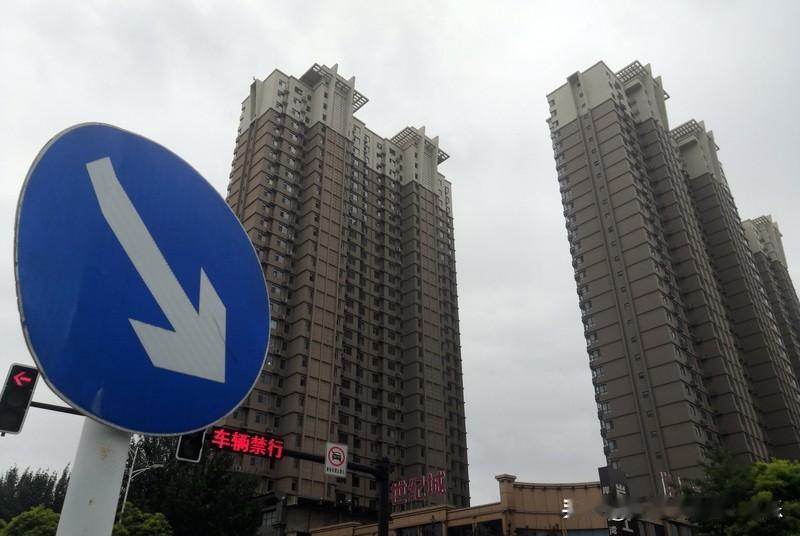 新房的限跌令很难有用的。2021年下半年全国楼市开始下跌，一直到2023年，这