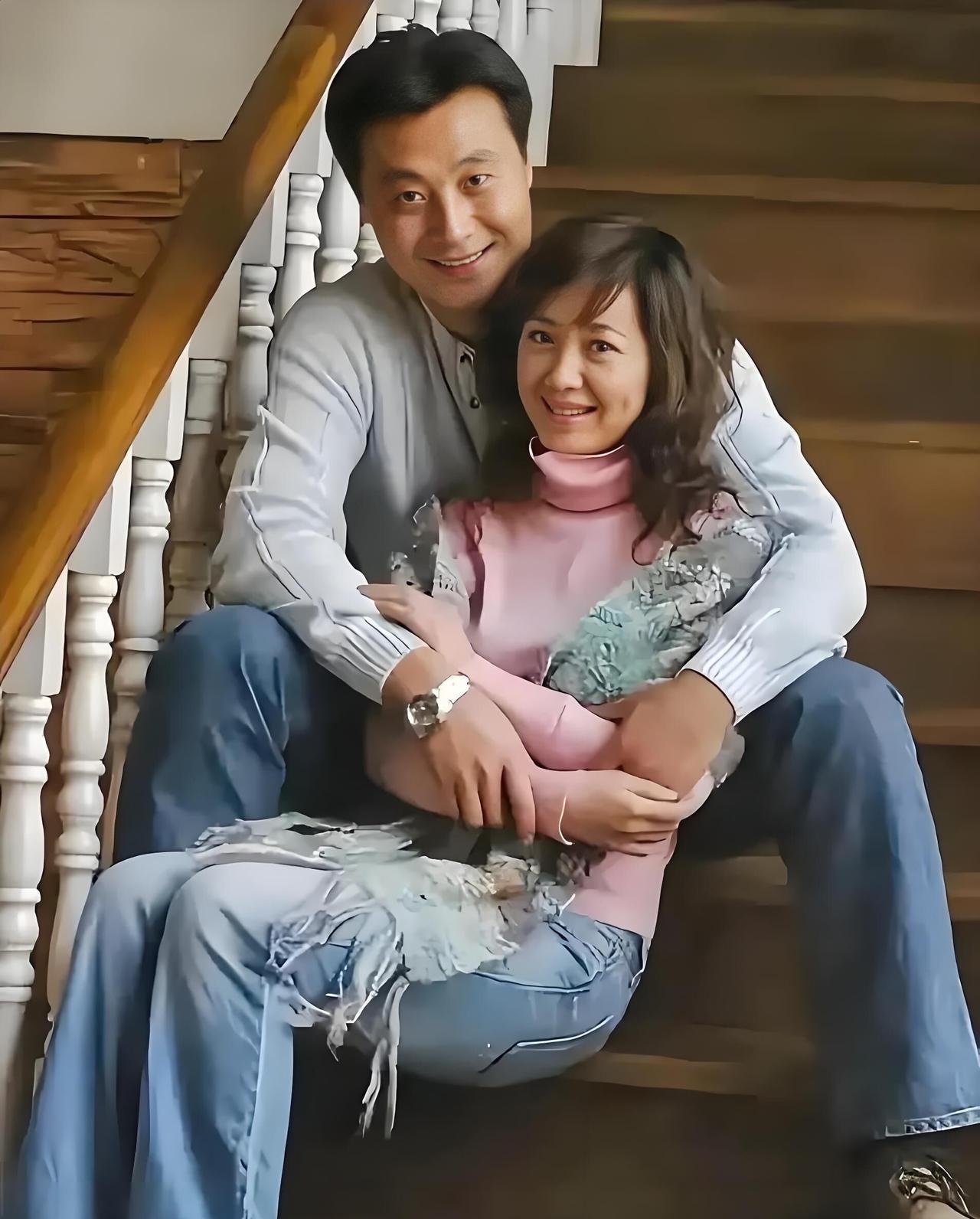最干净的一对明星夫妻，没有绯闻，却很恩爱。男演员是大家都特别喜欢的一个，要演技有