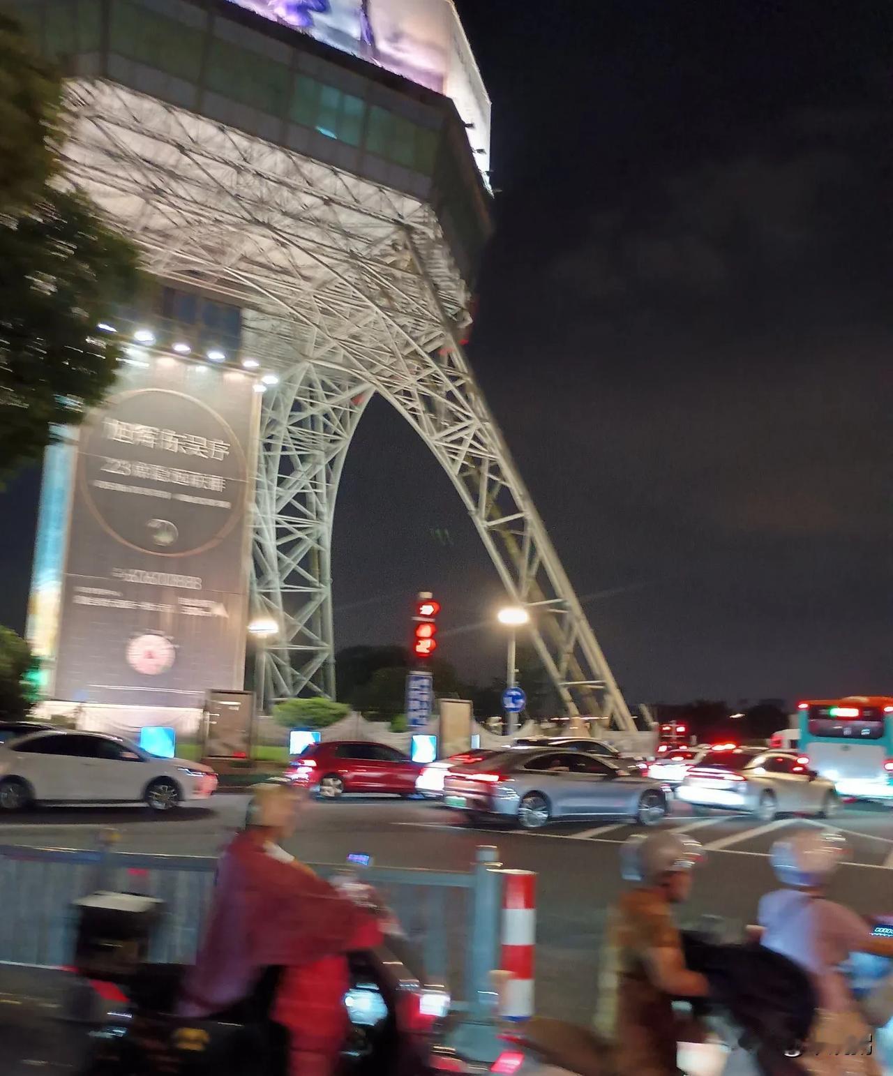 苏州，本周末原苏州吴中区领导金海龙接受调查。苏州和吴中区向来对腐败秉持零容忍态