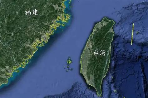 情况非常特殊，越南派军舰穿越台湾海峡，对华示威，对美示好？只要中国有难，越南必会