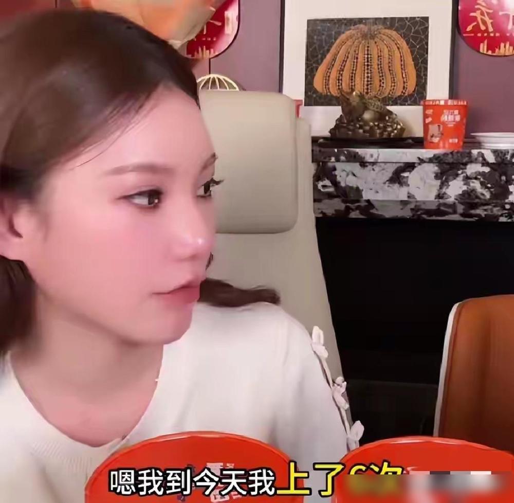 汪小菲又犯老毛病了，差点又惹马筱梅不高兴了。事情其实不复杂：马筱梅怀孕月份大