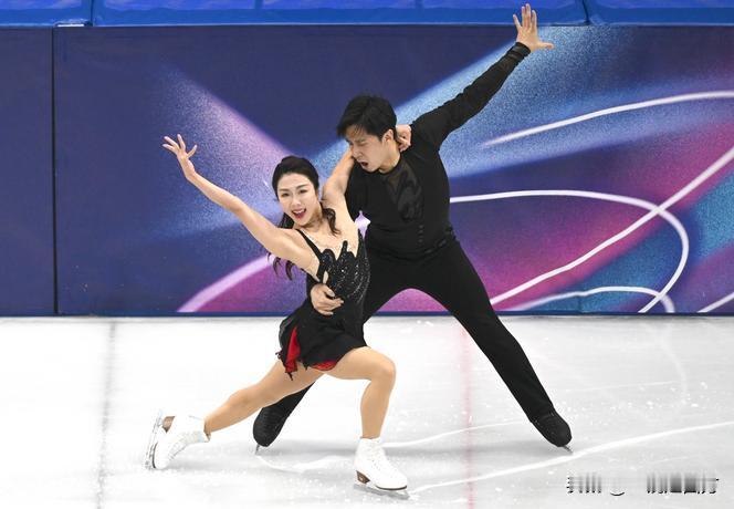 米兰冬奥会花样滑冰项目双人滑短节目比赛昨晚结束，中国队唯一的参赛组合、卫冕冠军隋