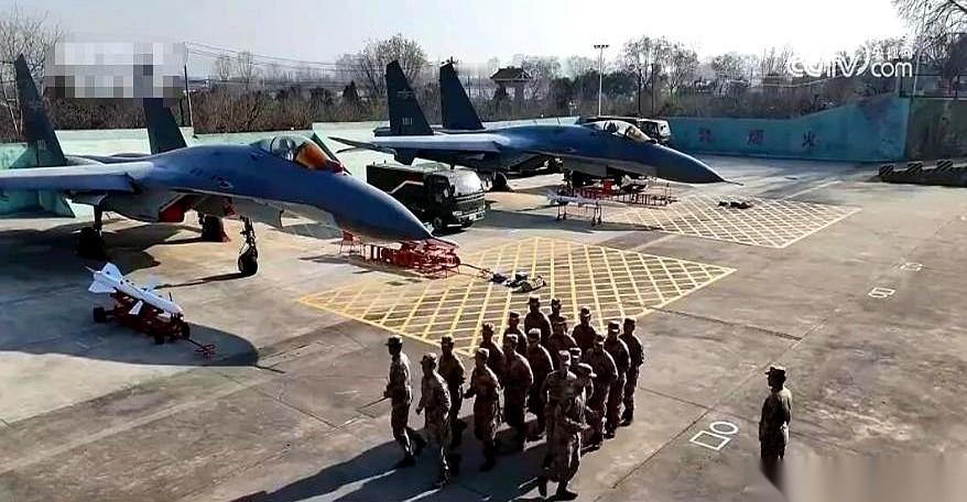 讲个扎心的事实：咱们拿来给学员练手，拆着玩的“老爷机”，放眼全世界，好多国家还得