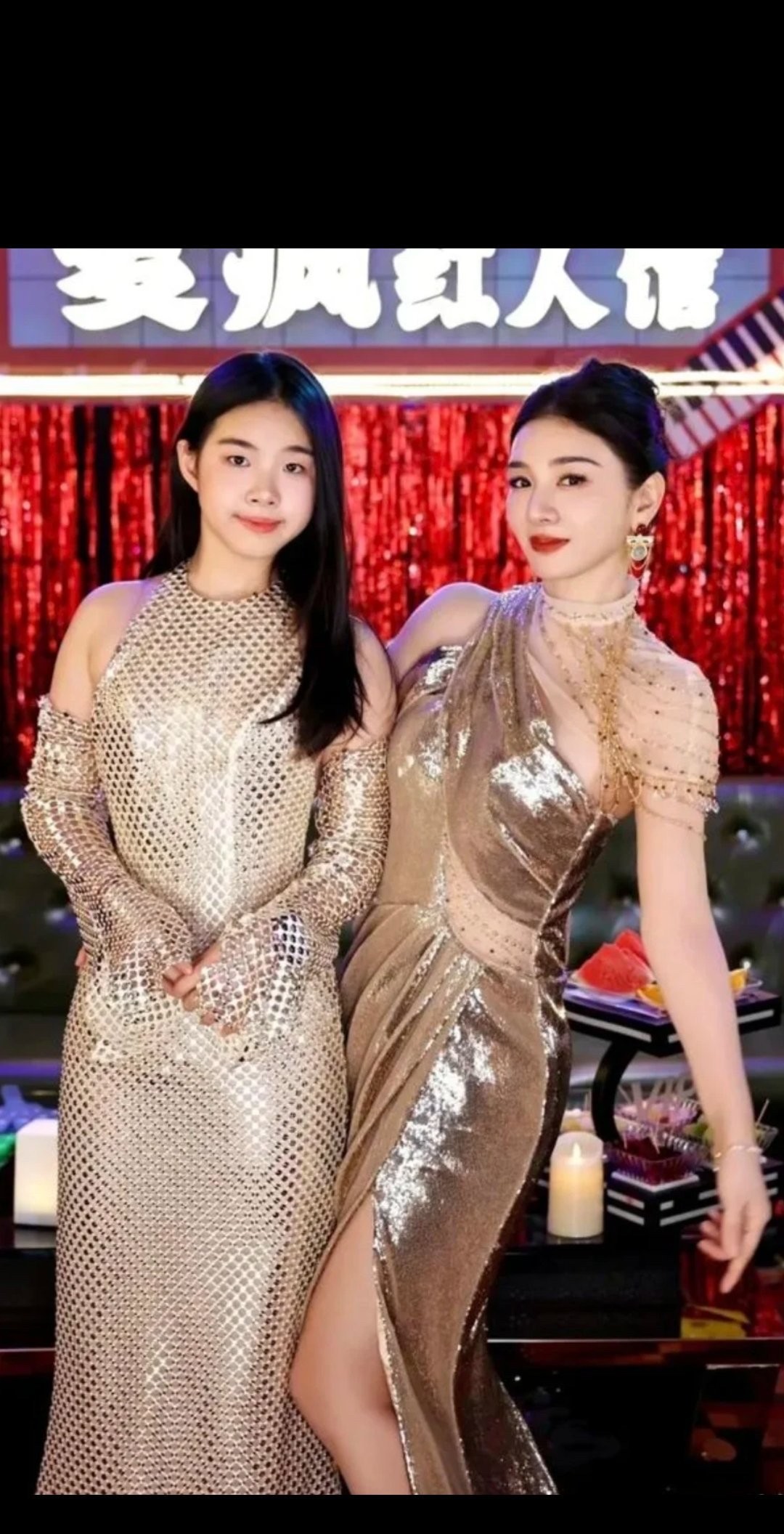 黄磊女儿黄多多演戏能理解小沈阳女儿沈佳润唱歌能理解但是让人无法理解的是，黄奕