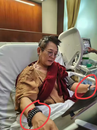 我有点理解李连杰了。​多年信佛，身体还是反复生病。即使全靠医疗治病，还是身穿