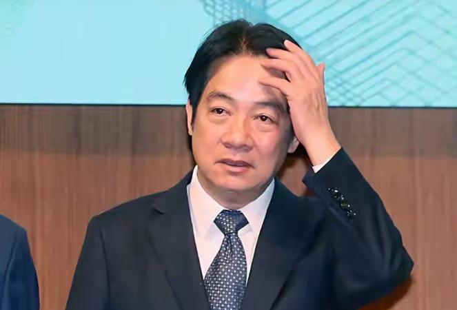 赖清德认怂了！在我们大军压境台岛之际，赖清德表示，中共解放军今无预警发动正义使命