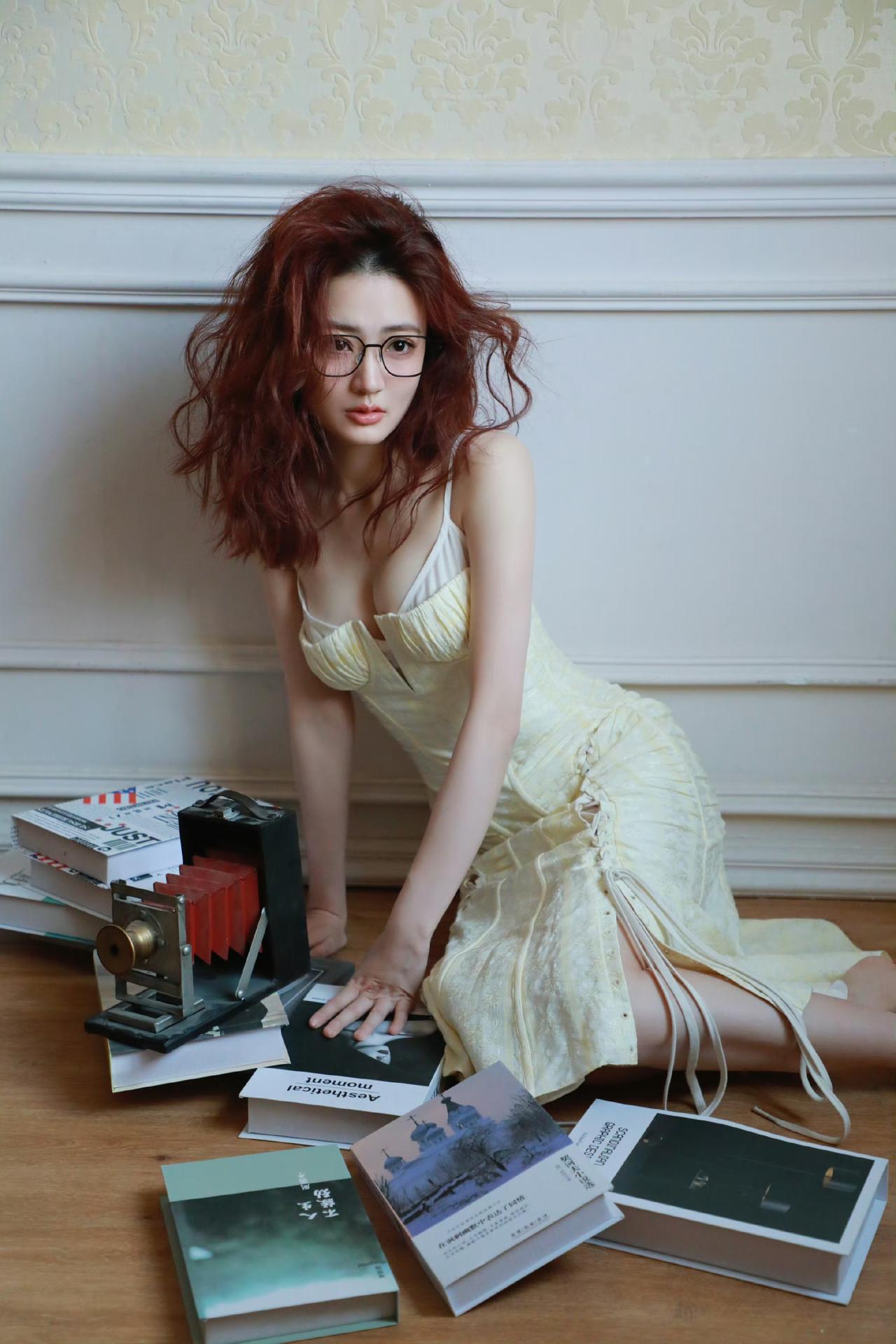 璐璐这身材大爱啊[滑稽笑]徐璐