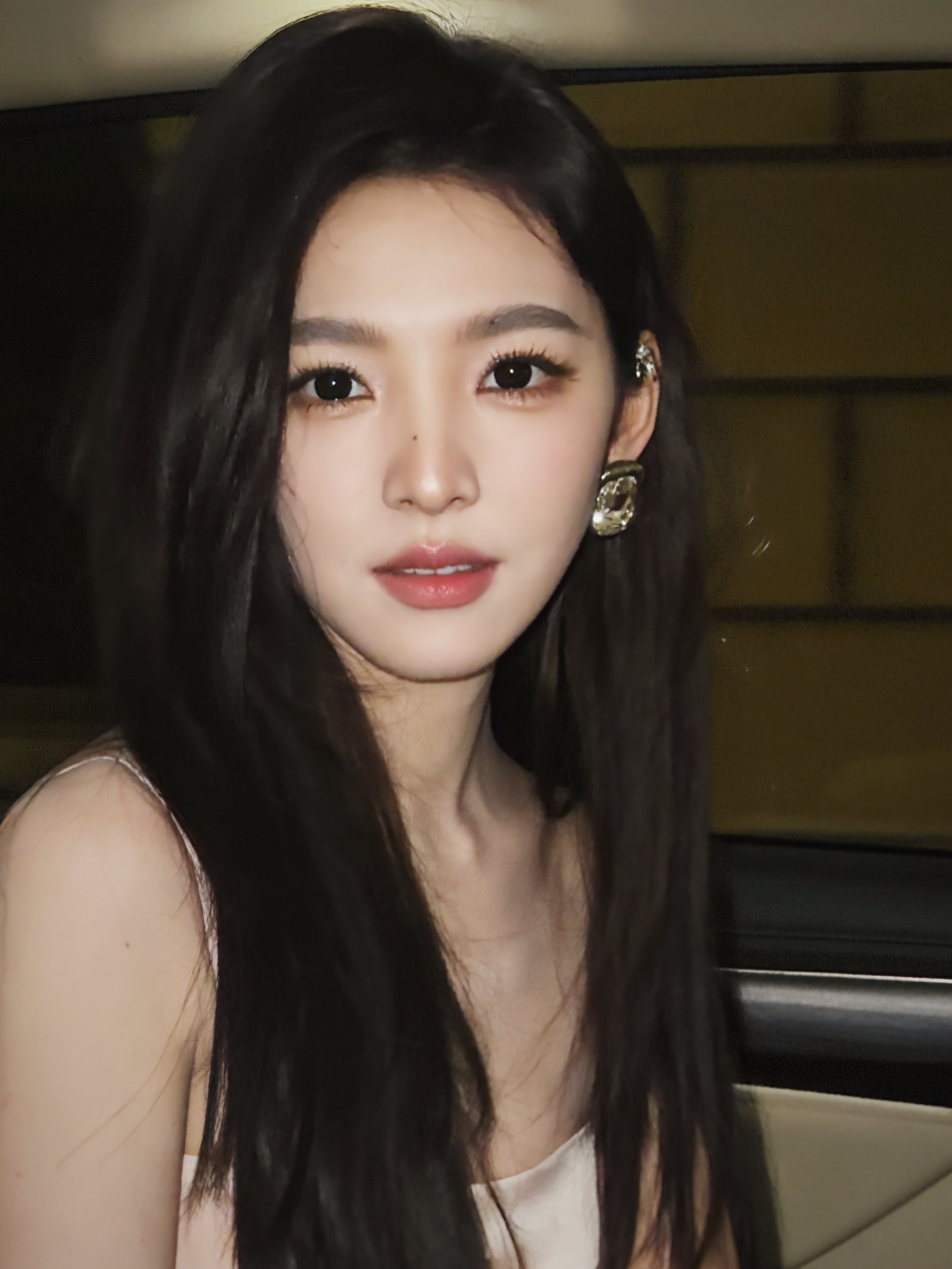 章若楠品牌活动look