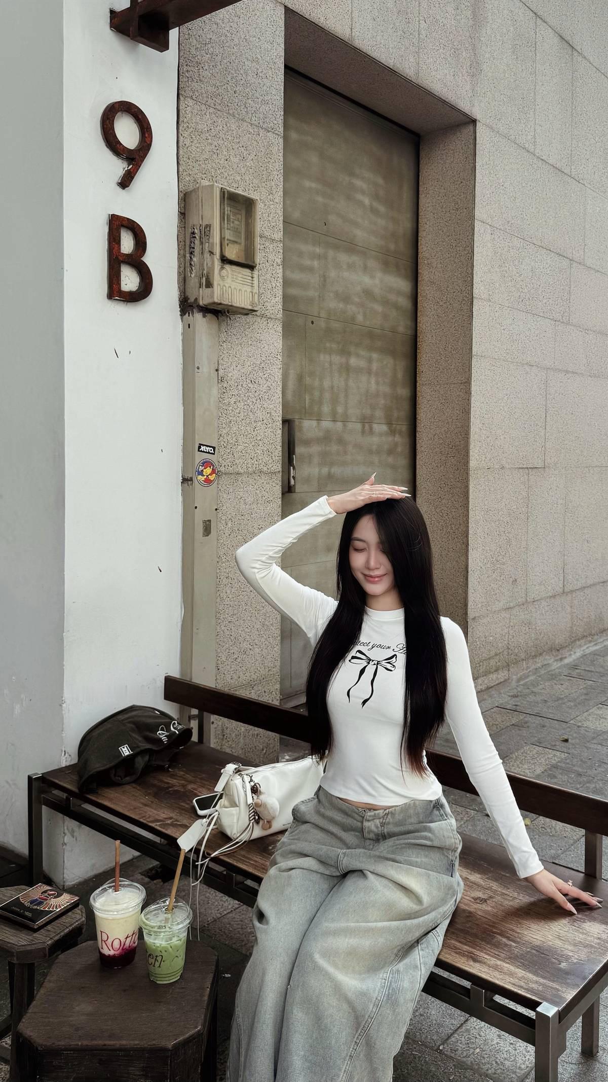 分享美女穿搭服饰