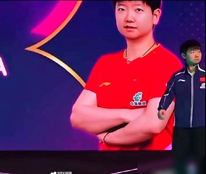 说实话，看到莎莎稳坐世界第一200周，我一点都不想祝贺，反而觉得心疼得带血。别