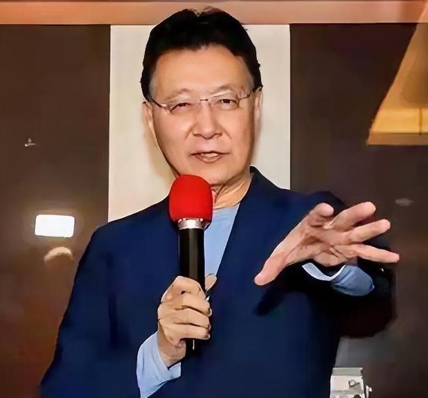 简直无知狂妄！那名中国国民党籍的媒体人赵少康，咋能说出如此滑稽之言呢？近日，