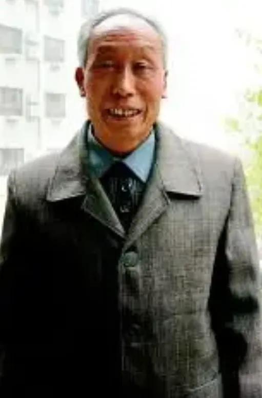 1968年，陕西男孩孔忠良捡到玉玺，上交国家得20元，44年后博物馆找上门：你捐