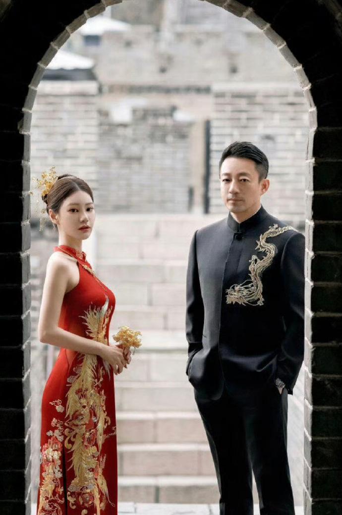 最近汪小菲和马筱梅一起举办婚礼，这次婚礼在北京四合院艺术酒店举办。汪小菲这回