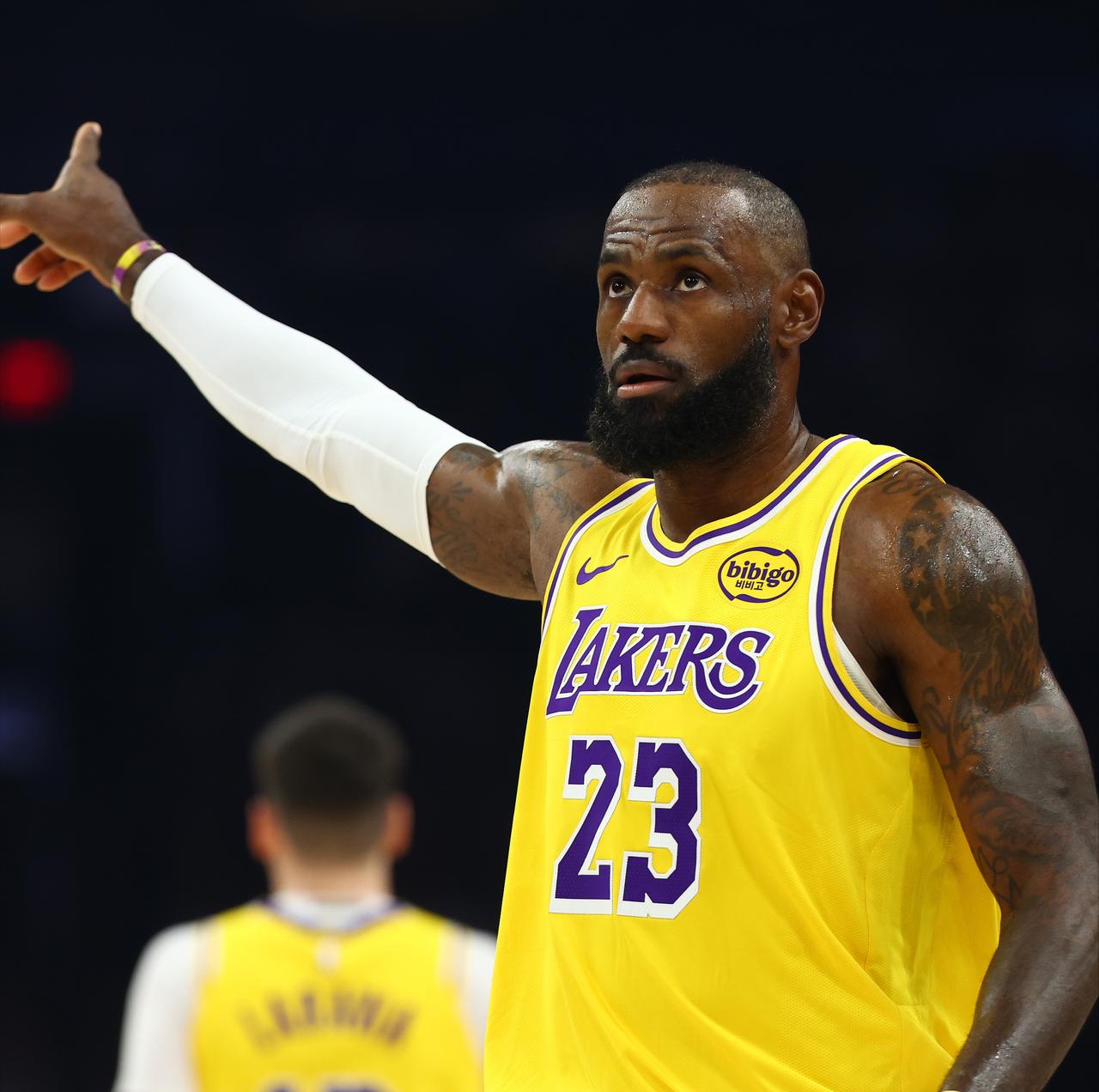 靠谱！湖人关键时刻数据：——进攻效率128.7，联盟第1——防守效率104.