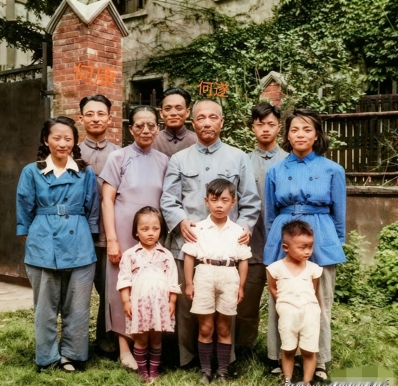 1949年吴石将军离开大陆前，把十岁和八岁的俩孩子托付给了何遂。何遂是早年跟着孙