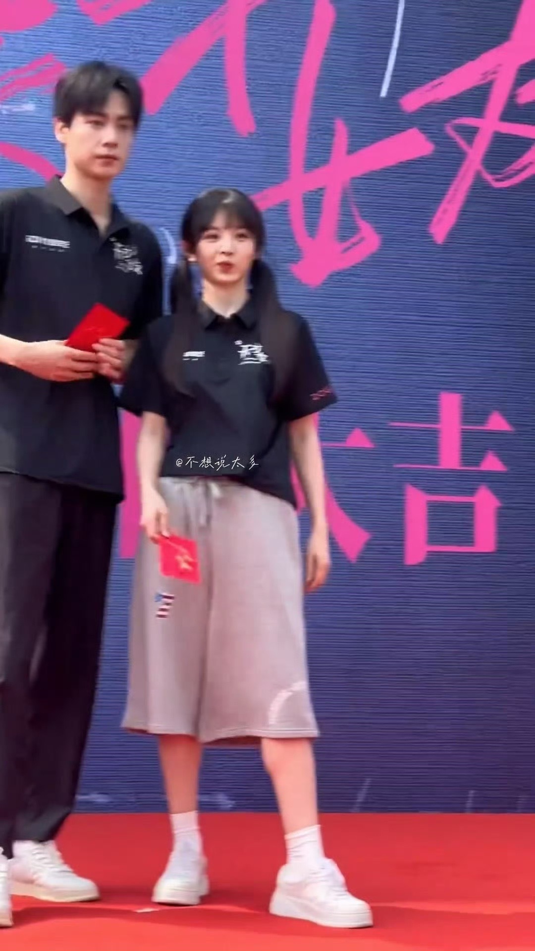 田曦薇哈哈哈哈哈田曦薇确实有魔丸那味儿啦，太可爱啦​​​