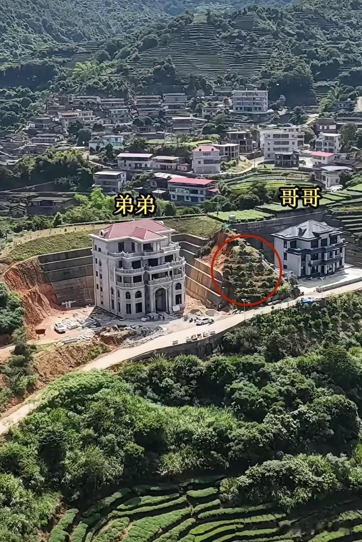 其实就算是亲兄弟，也不要住的太近，太近了可能就不亲了。