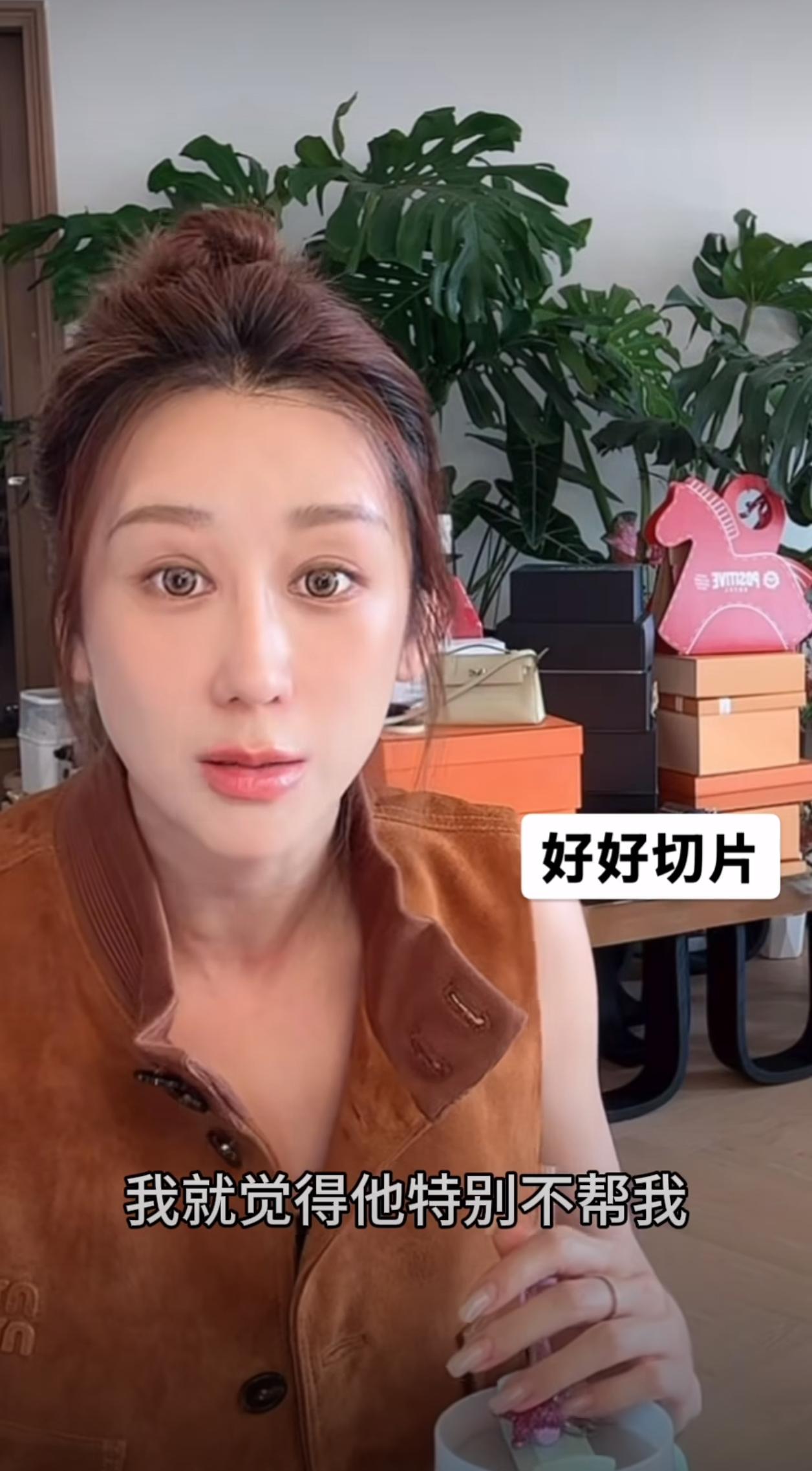 我有预感，下一对离婚的明星夫妻就是蒋丽莎和陈浩民了。这两人的情况跟李嘉格车