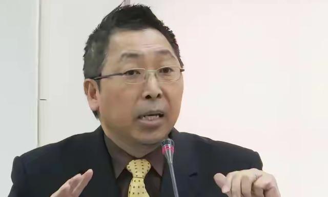 台湾名嘴唐湘龙曾说：无论中国大陆的军事，经济，科技，多么发达，现在在世界上已经是