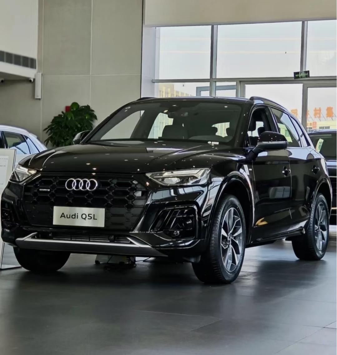 奥迪Q5L裸车价降至23万多了这回奥迪真是拼了呀，昨天听同事说自己预定了一辆奥