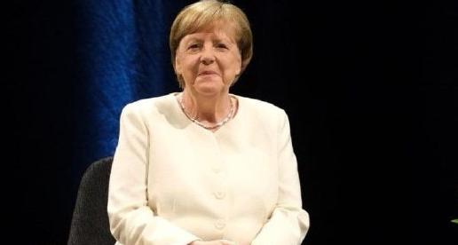 默克尔推责尽显欧洲精英政治的虚伪性 2025年10月6日，德国前总理默克尔在