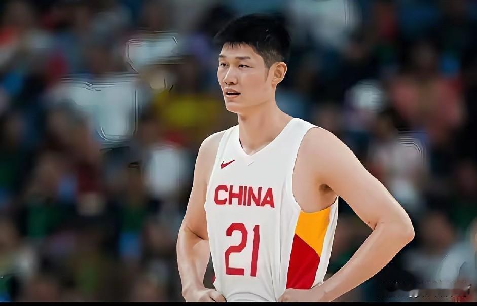 CBA今年休赛季转会市场目前最大的“鱼”应该是胡金秋了吧，目前有消息称由于浙江广